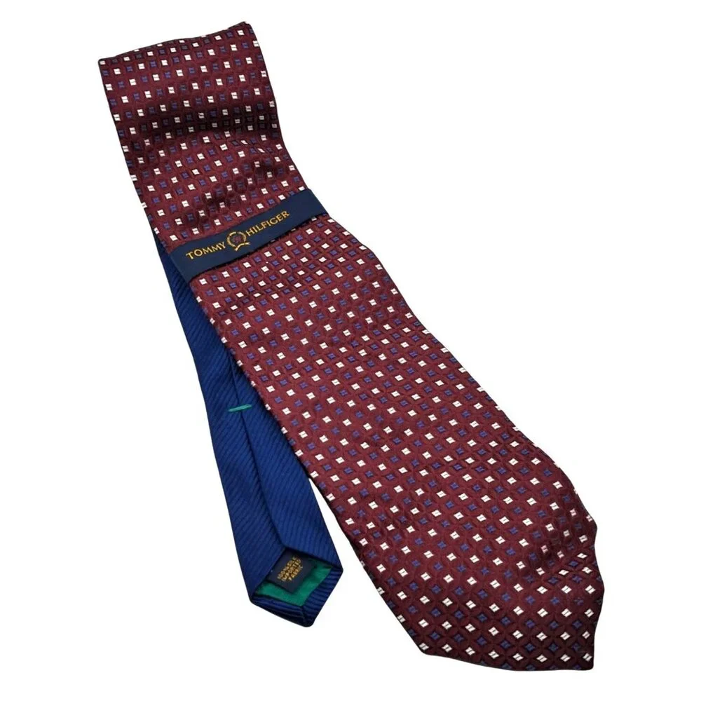 Vintage Tommy Hilfiger Mens Tie 100% Silk‎ Red Blue Geometric Pattern